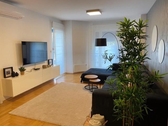 Apartment Lungomare Pula Luaran gambar