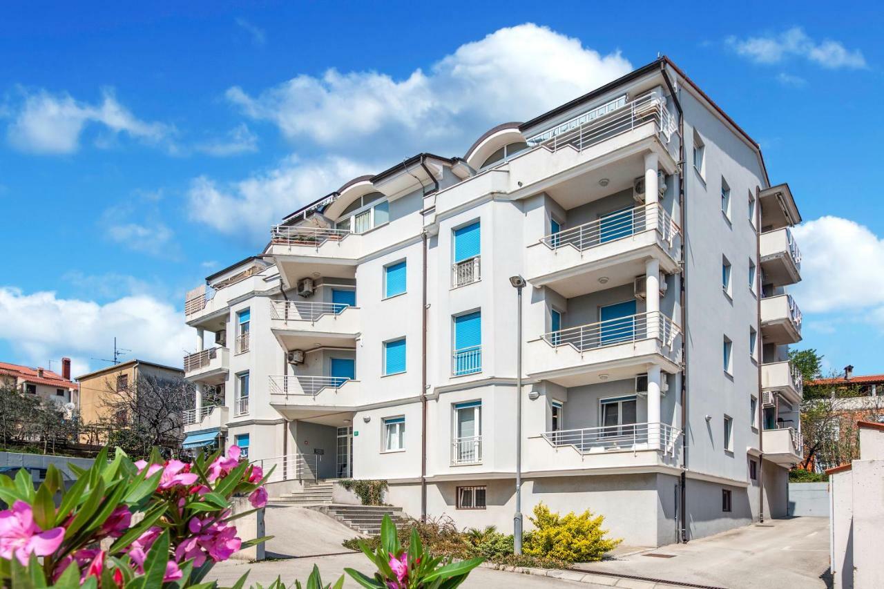 Apartment Lungomare Pula Luaran gambar